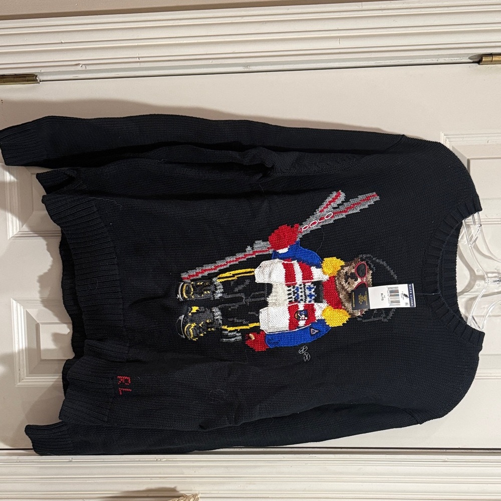 Ralph Lauren Men's Navy Sweater with Ski Bear Motif